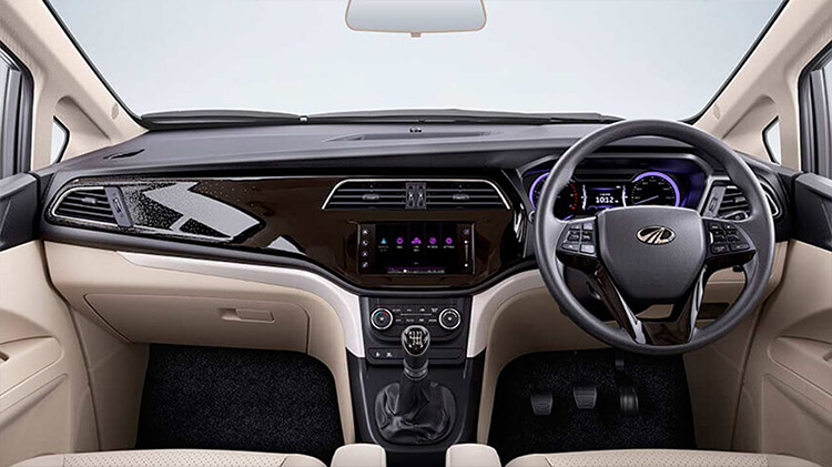 Mahindra-Marazzo-Dashboard