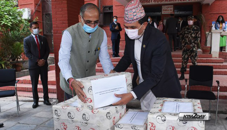 India gifts Nepal medicines