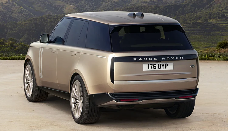 Range Rover 2022 Rear angle design